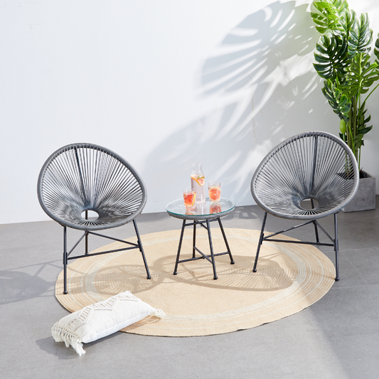 Set aus 2 Sesseln und Couchtisch